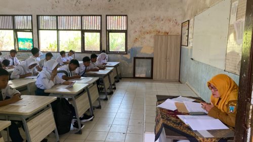 "ASTS ini bukan sekadar rutinitas ujian, melainkan momen refleksi bagi guru dan siswa untuk melihat sejauh mana materi telah diserap dengan baik," ujar salah satu perwakilan panitia pelaksana.